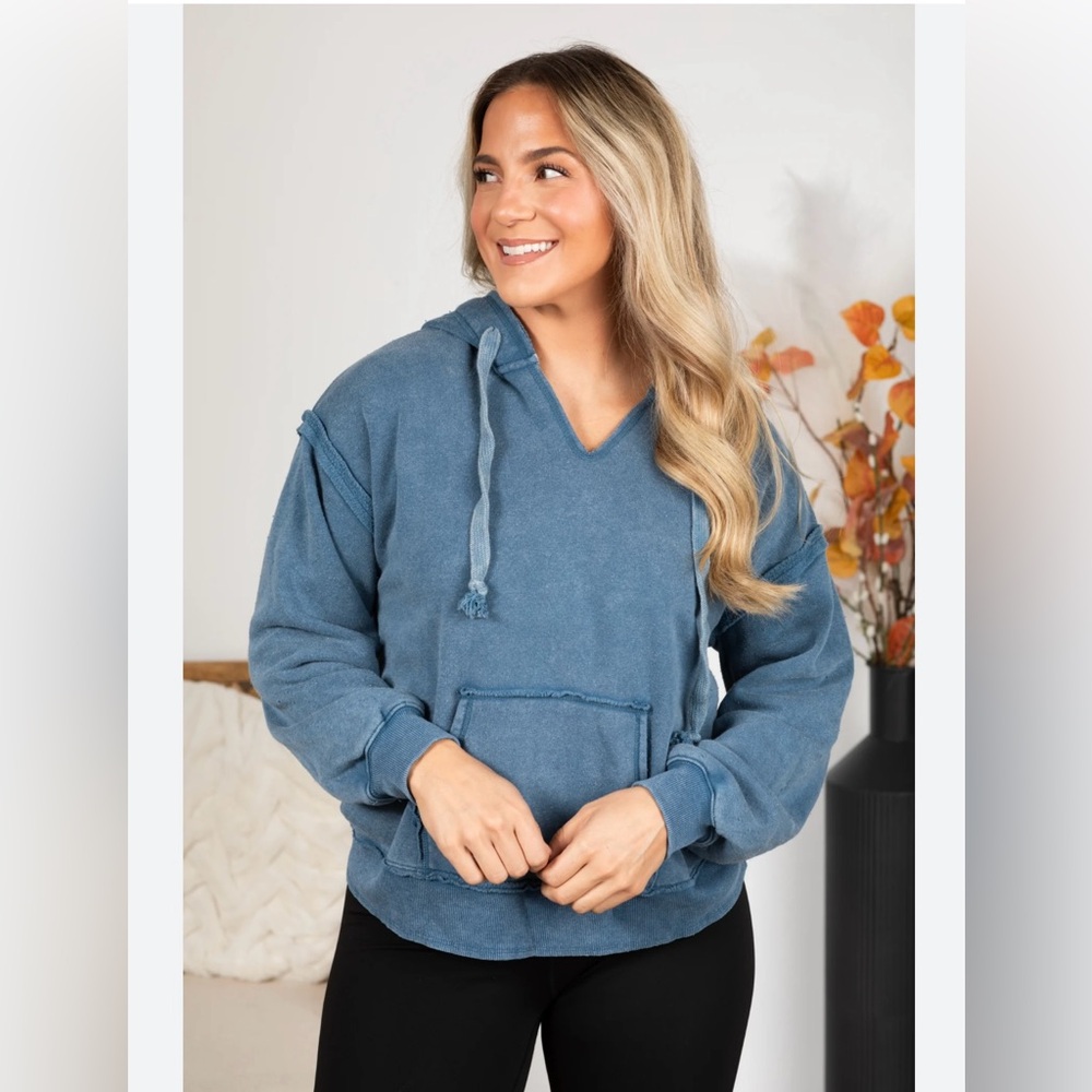 VERY J•Brushed French Terry Knit Exposed Raw Edge Hoodie•DUSTY BLUE